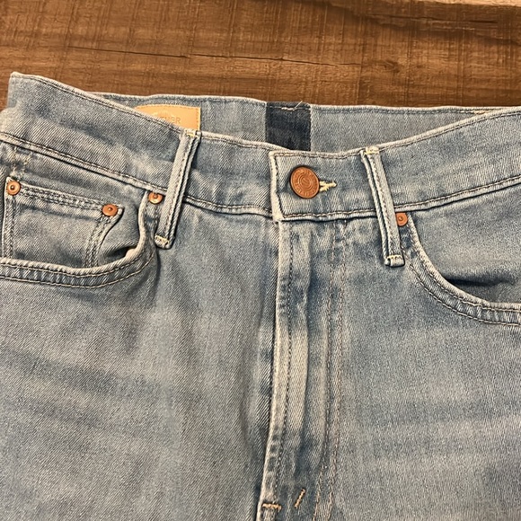 Mother Insider Crop Step Fray Jeans in Hold My Hand - Picture 4 of 7